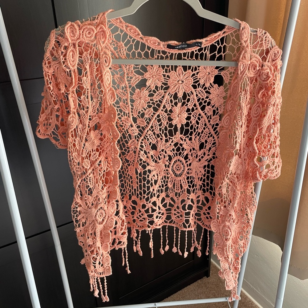 Cropped shirt top